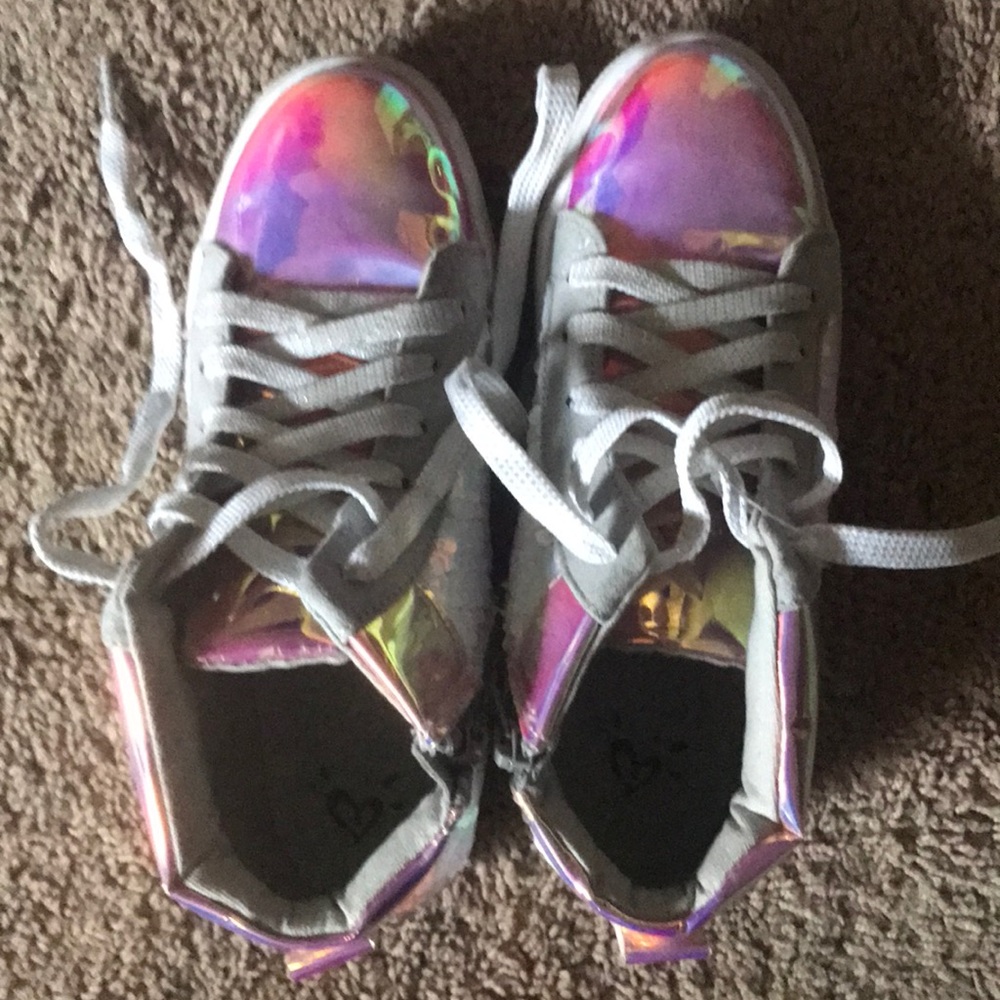 Justice shoes